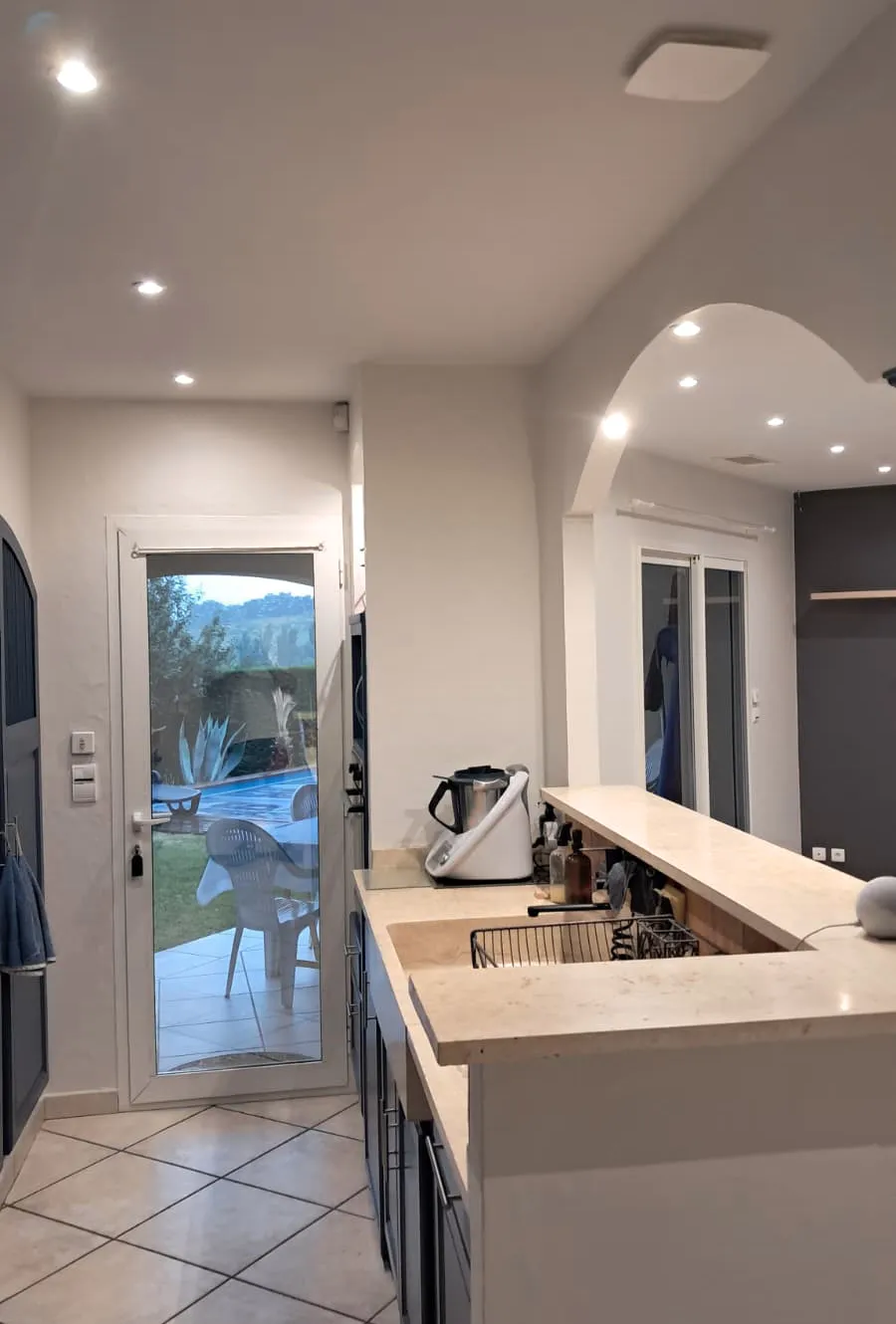 Réalisation d’un plafond suite à un dégât des eaux à l’isle- jourdain